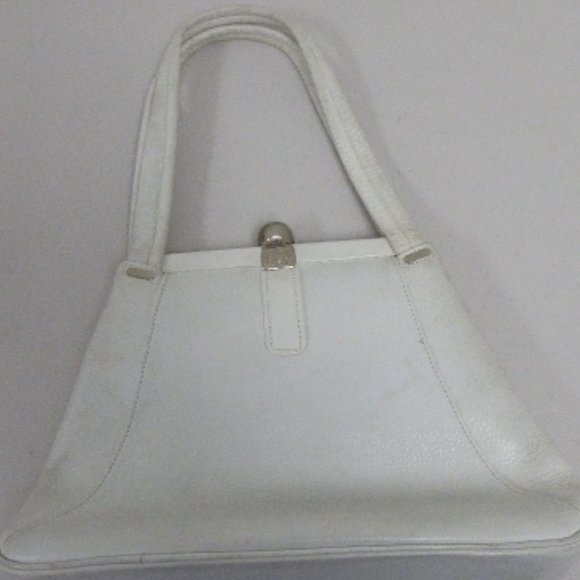 Vintage white designer leather handbag small - Picture 3 of 9